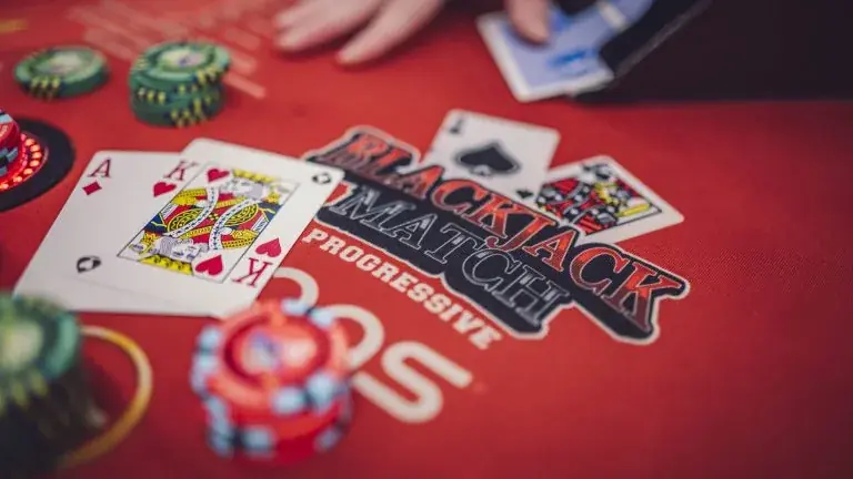Izzi Blackjack